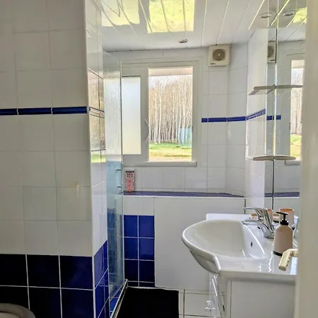 Au Bord De L'eau Piscine & * Bretenoux